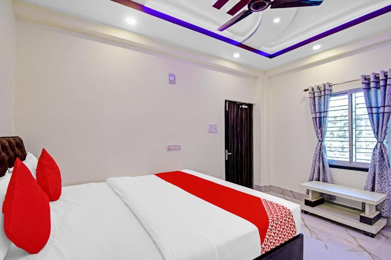 Oyo 86602 Hotel Dream Palace Kalküta Dış mekan fotoğraf