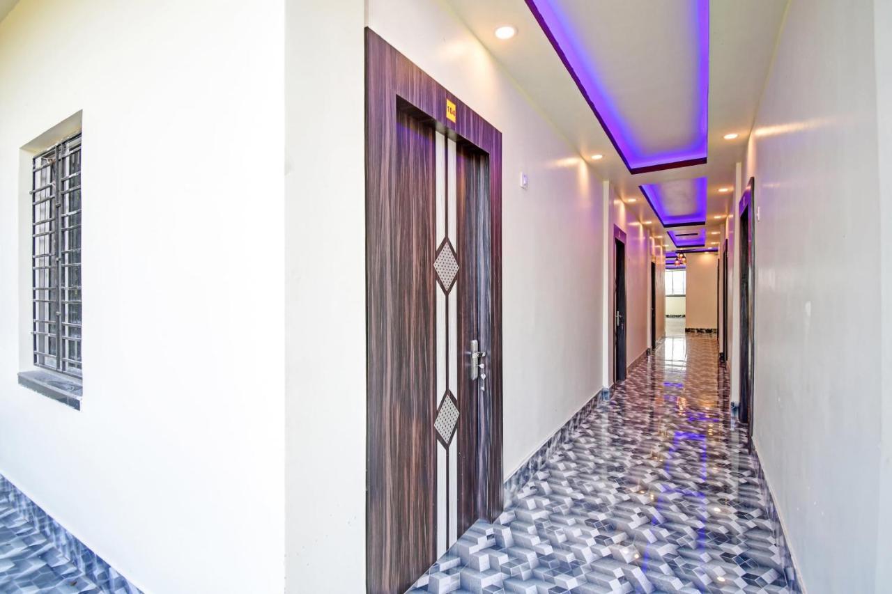 Oyo 86602 Hotel Dream Palace Kalküta Dış mekan fotoğraf
