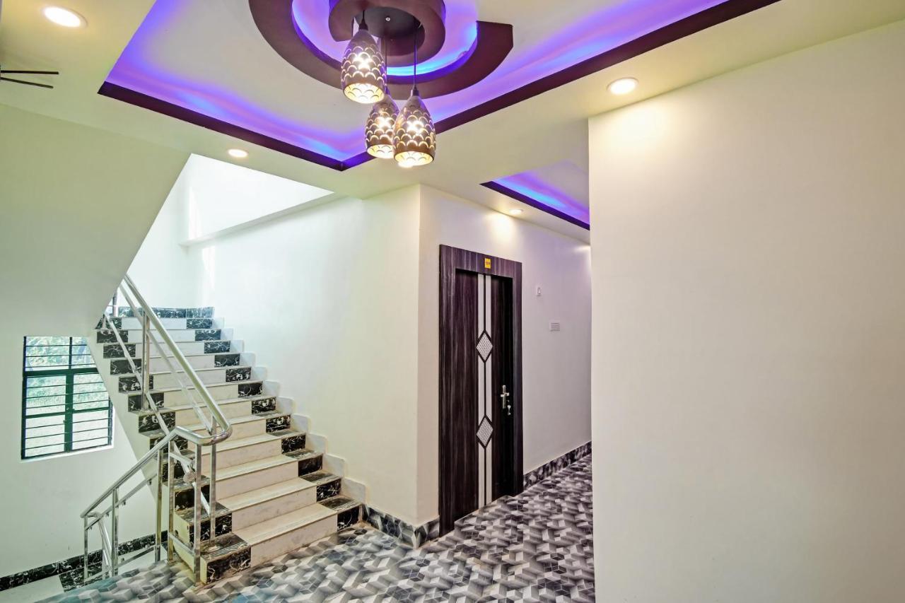 Oyo 86602 Hotel Dream Palace Kalküta Dış mekan fotoğraf
